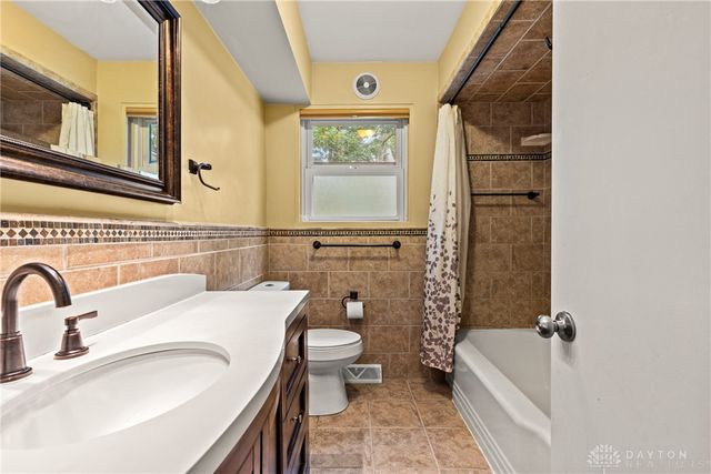 682 Milford Hills Drive, Miami Twp, OH 45150