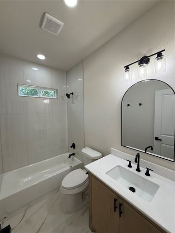 413 N Cleburne Whitney Rd, Rio Vista, TX 76093
