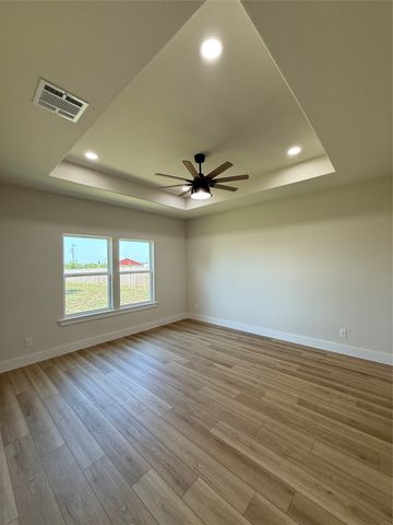 413 N Cleburne Whitney Rd, Rio Vista, TX 76093