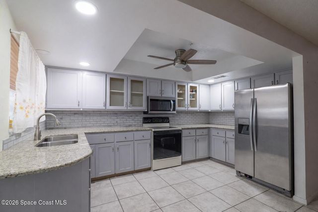 950 Briarwood Boulevard NE, Palm Bay, FL 32905