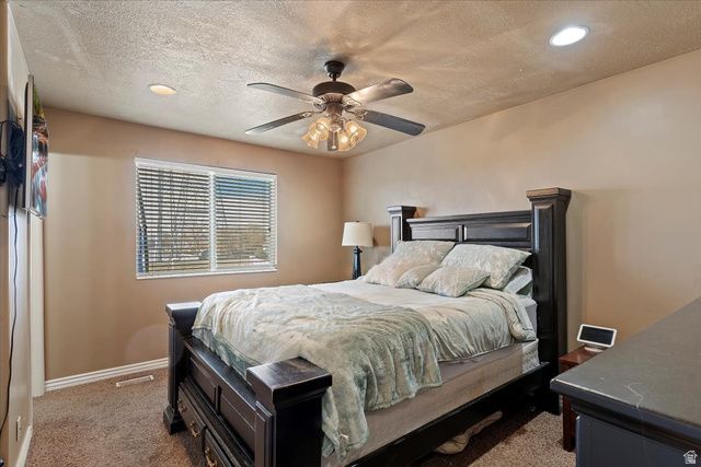 5999 S 3200 W, Roy, UT 84067