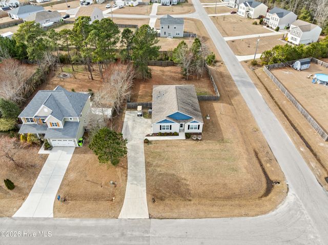 213 Cheswick Drive, Holly Ridge, NC 28445