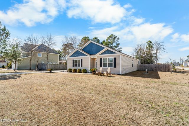 213 Cheswick Drive, Holly Ridge, NC 28445