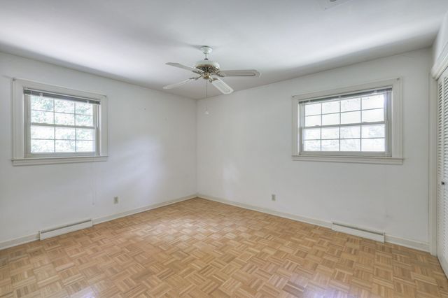 365 Riverbend Country Club Rd, Shelbyville, TN 37160