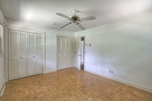 365 Riverbend Country Club Rd, Shelbyville, TN 37160