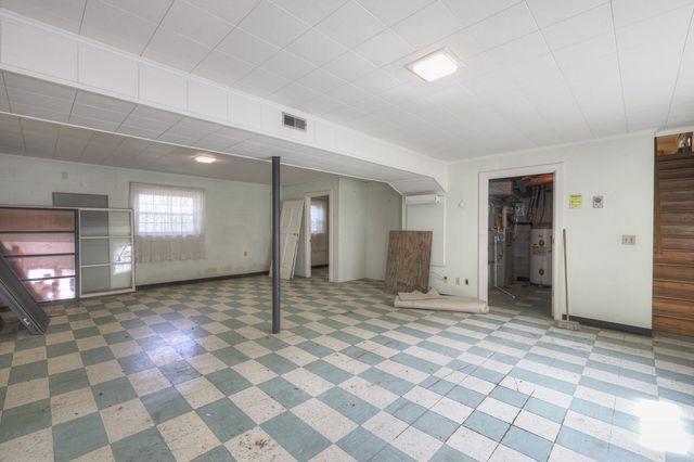 365 Riverbend Country Club Rd, Shelbyville, TN 37160