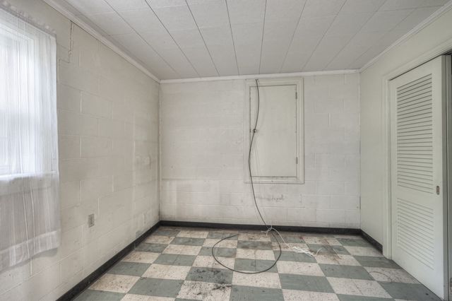 365 Riverbend Country Club Rd, Shelbyville, TN 37160