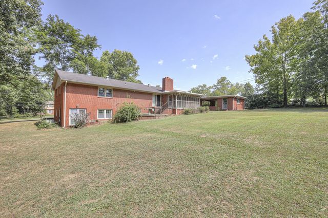 365 Riverbend Country Club Rd, Shelbyville, TN 37160