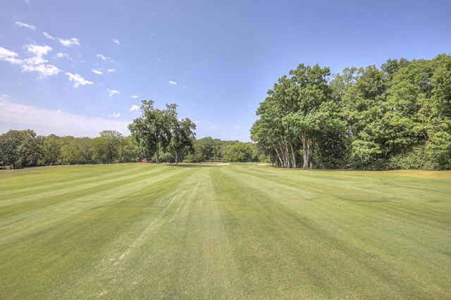 365 Riverbend Country Club Rd, Shelbyville, TN 37160