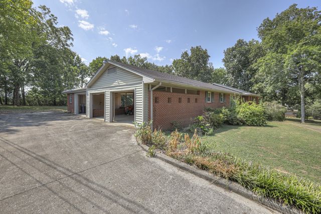 365 Riverbend Country Club Rd, Shelbyville, TN 37160
