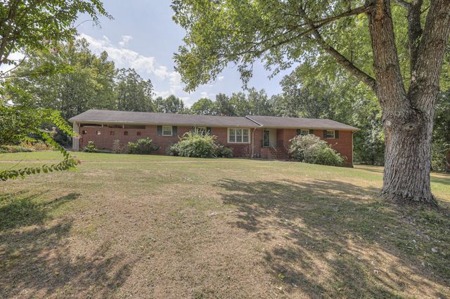 365 Riverbend Country Club Rd, Shelbyville, TN 37160