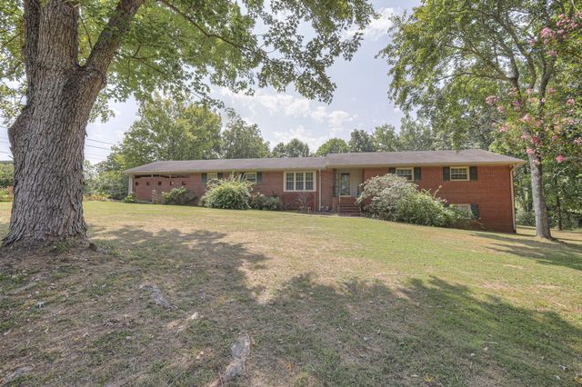 365 Riverbend Country Club Rd, Shelbyville, TN 37160
