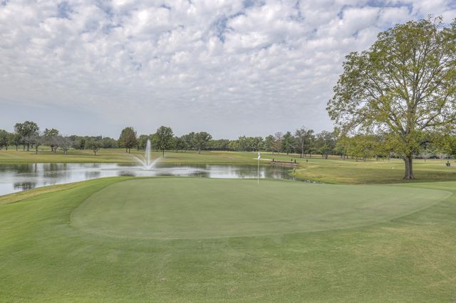 365 Riverbend Country Club Rd, Shelbyville, TN 37160