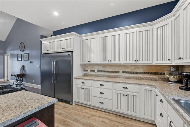 188 Richards NE Road, White, GA 30184