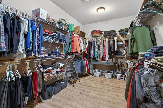 188 Richards NE Road, White, GA 30184