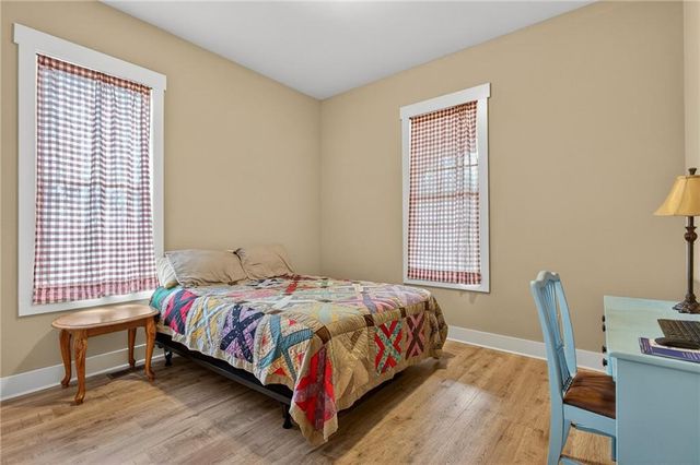 188 Richards NE Road, White, GA 30184