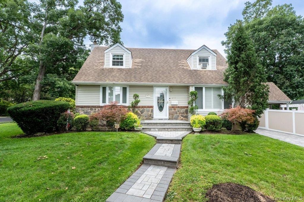 477 Roy Street, West Hempstead, NY 11552 — exterior