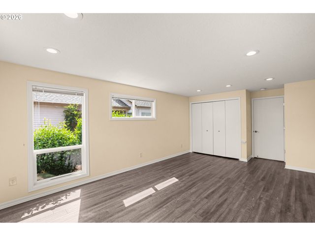 12812 Sw OVERGAARD St, Portland, OR 97224