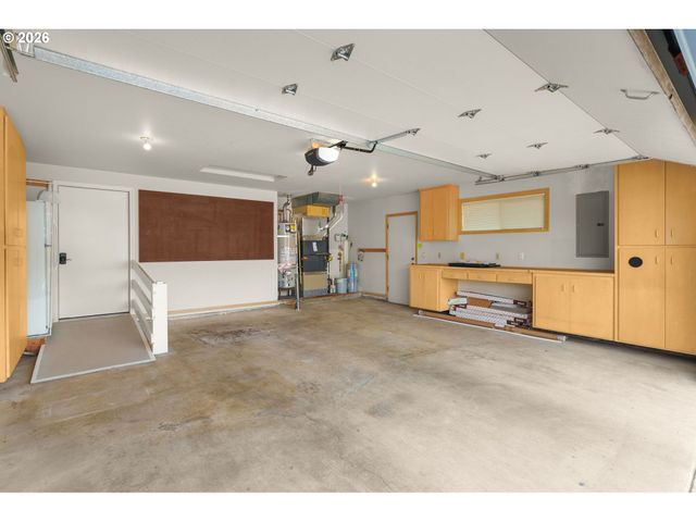 12812 Sw OVERGAARD St, Portland, OR 97224
