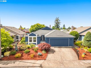 12812 Sw OVERGAARD St, Portland, OR 97224