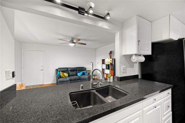 211 Doverfield, Placentia, CA 92870