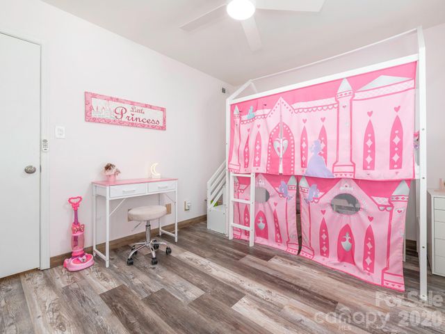 8340 Meadow Lakes Drive 8340, Charlotte, NC 28210