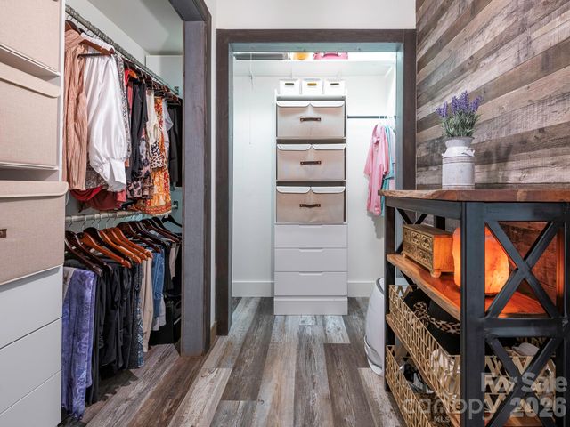 8340 Meadow Lakes Drive 8340, Charlotte, NC 28210