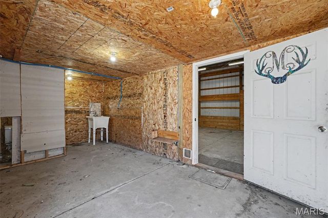 19225 Hubbell Lane, Warrenton, MO 63383