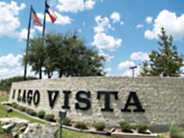 7113 Comstock Cv CV Rt side, Lago Vista, TX 78645