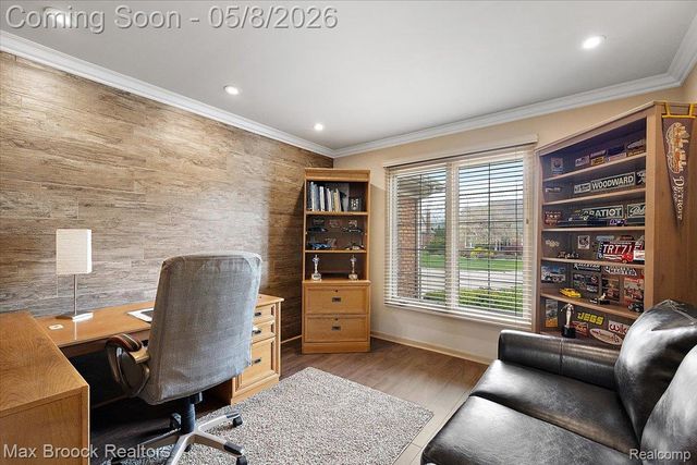 46597 Covington Drive, Macomb Township, MI 48044