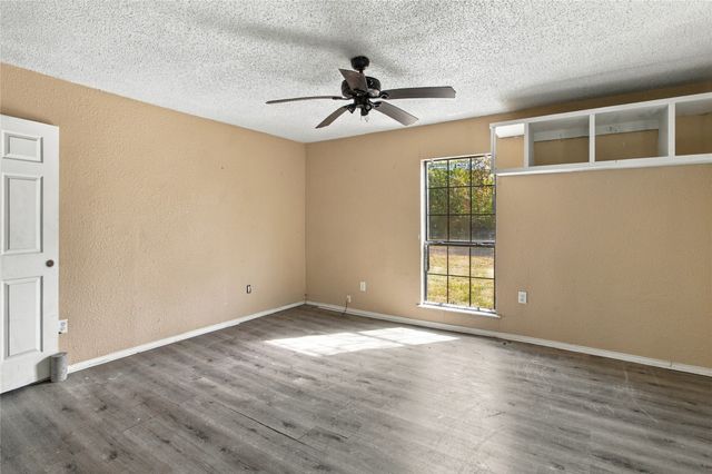 1504 S Travis Avenue, Denison, TX 75021