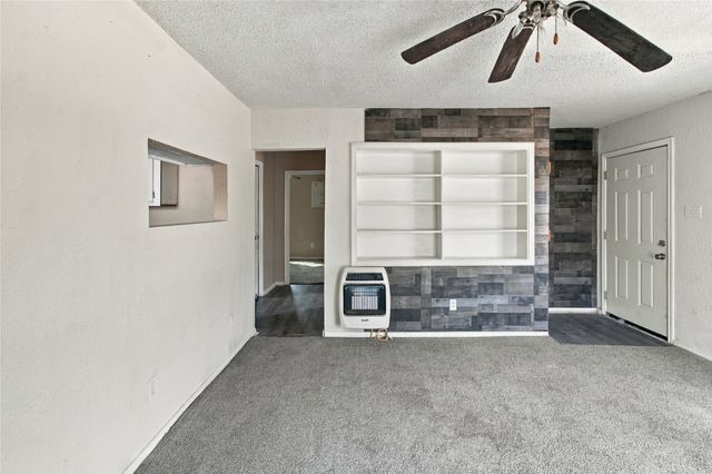1504 S Travis Avenue, Denison, TX 75021