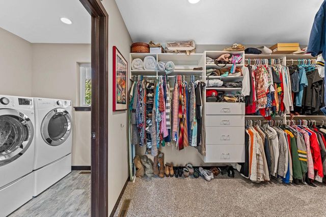 W11515 Demynck Road, Lodi, WI 53555