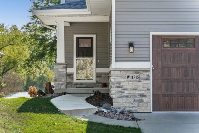 W11515 Demynck Road, Lodi, WI 53555