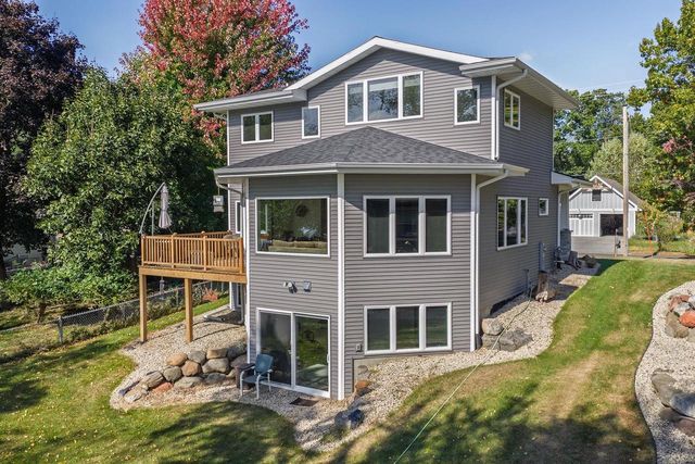 W11515 Demynck Road, Lodi, WI 53555