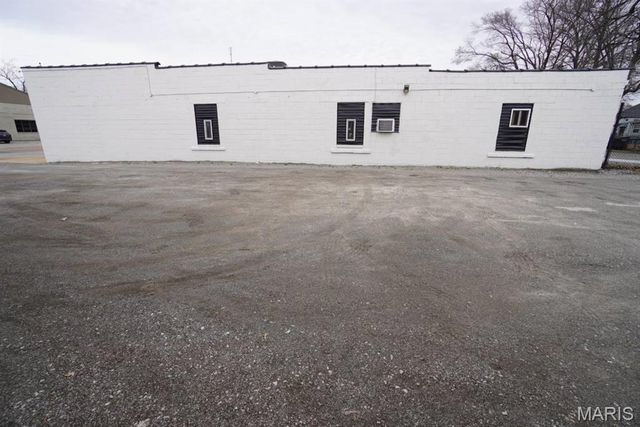 2256 Madison Avenue, Granite City, IL 62040