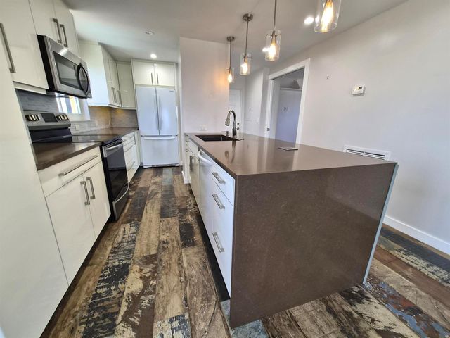 1815 N Surf Road 404, Hollywood, FL 33019
