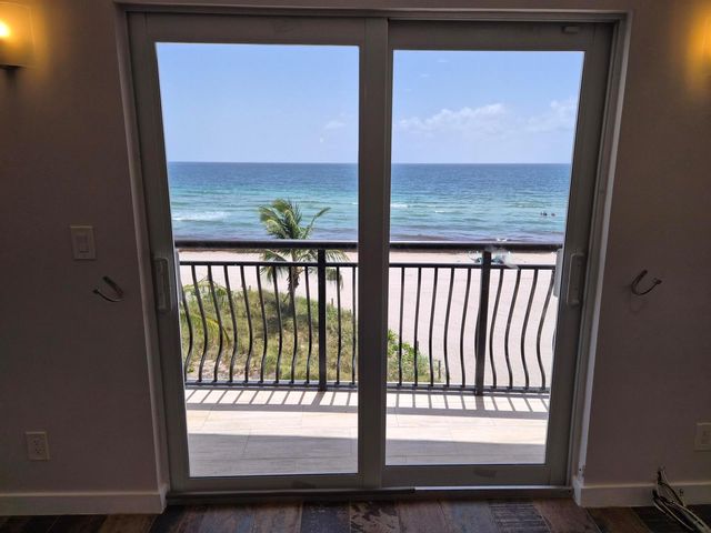 1815 N Surf Road 404, Hollywood, FL 33019