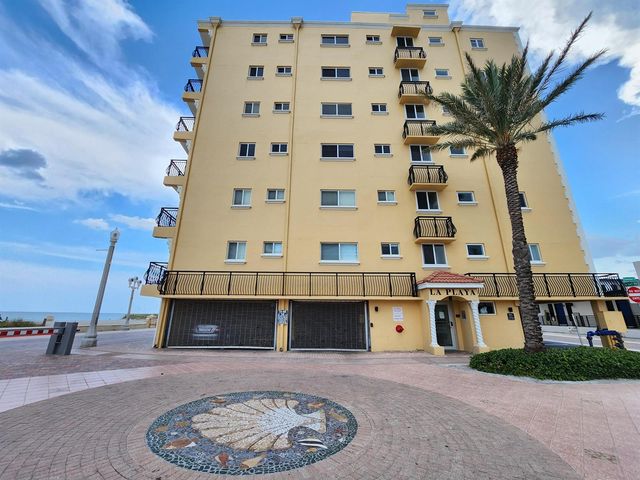 1815 N Surf Road 404, Hollywood, FL 33019