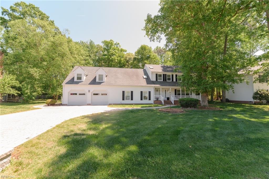 102 Stevens CT, Yorktown, VA 23693
