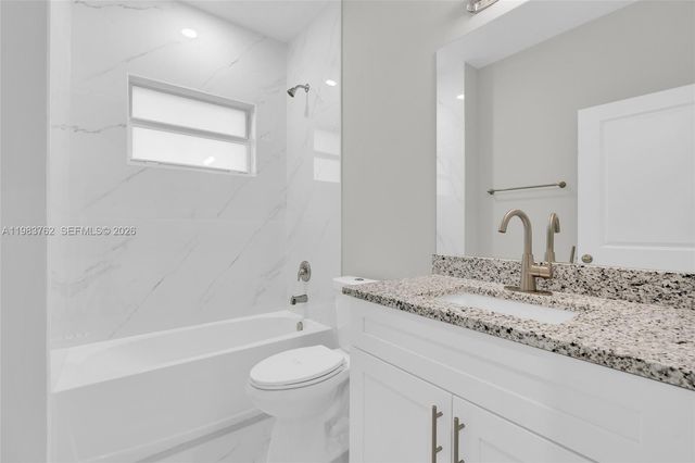 1108 Bainbridge ST, Lehigh Acres, FL 33974