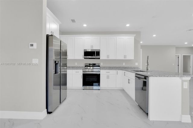 1108 Bainbridge ST, Lehigh Acres, FL 33974