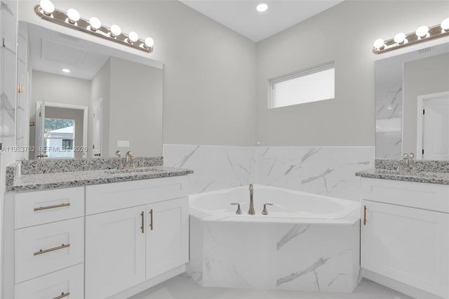 1108 Bainbridge ST, Lehigh Acres, FL 33974