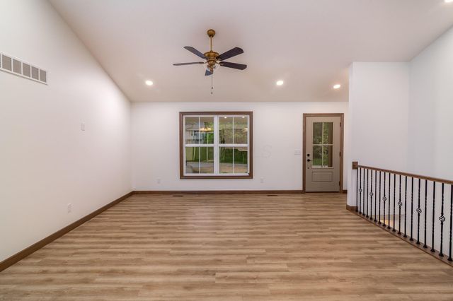 35 Orchard View Court, Howard, OH 43028