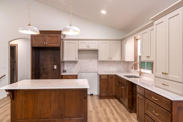 35 Orchard View Court, Howard, OH 43028