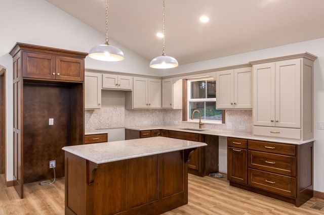 35 Orchard View Court, Howard, OH 43028