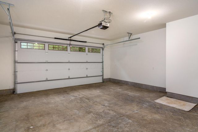 35 Orchard View Court, Howard, OH 43028