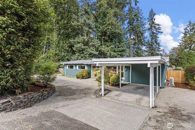 16318 SE Newport Way, Bellevue, WA 98006