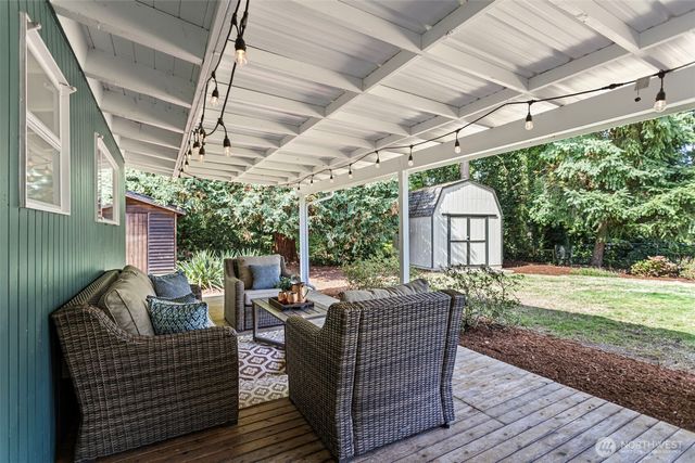 16318 SE Newport Way, Bellevue, WA 98006
