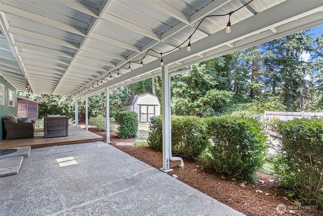 16318 SE Newport Way, Bellevue, WA 98006